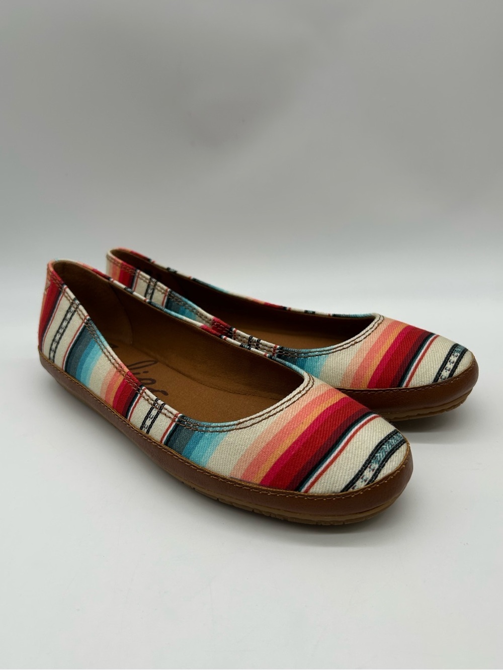 Zodiac Dawn Serape Stripe Ballet Flats Women’s Size 7M Colorful Southwestern NWB - Picture 4 of 9